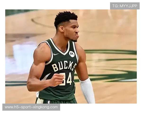 字母哥身体统治全场,雄鹿成功封锁对手 字母哥身体统治全场,雄鹿成功封锁对手