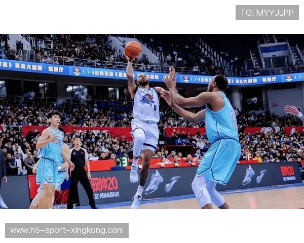 CBA青岛内线双塔掌控篮板