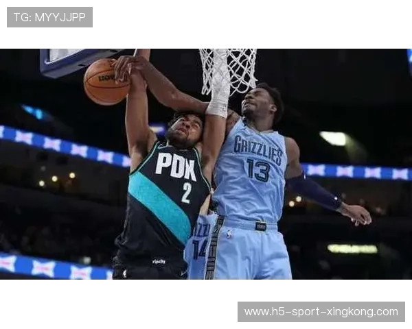 灰熊小贾伦盖帽展示禁区威严